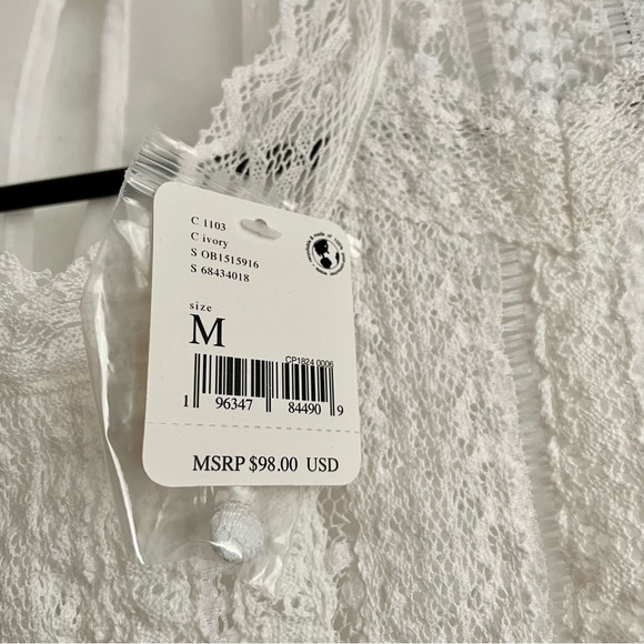 Free People- Tea Party sheer lace crop tank top in Ivory- medium - Picture 10 of 12